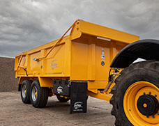 Contract Tipper trailer finished in yellow