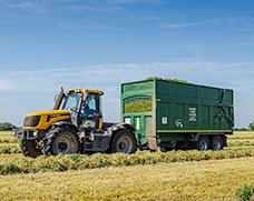Silage Trailer kit towed by JCB Fastrac