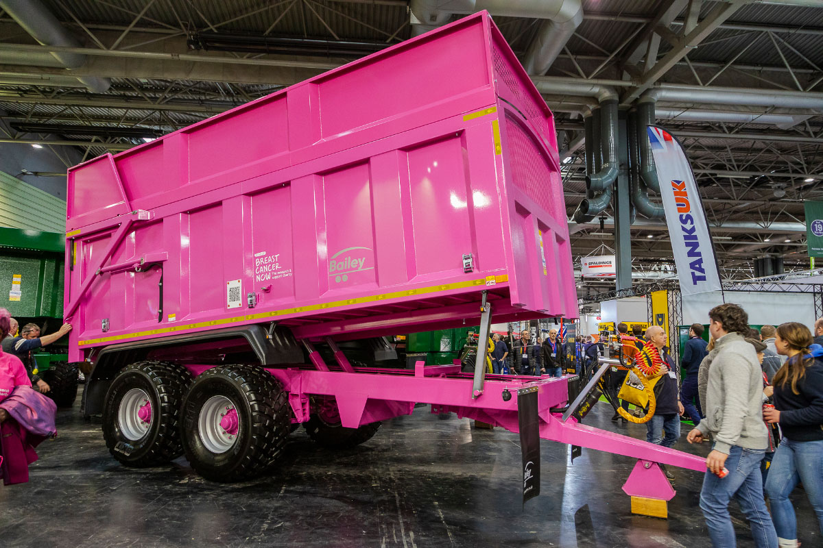 the pink tb15 trailer at lamma