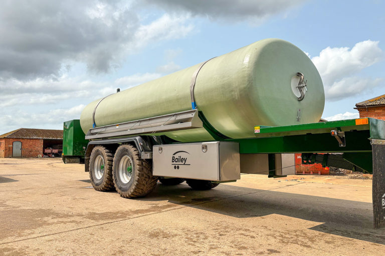16,500 litre Water Bowser