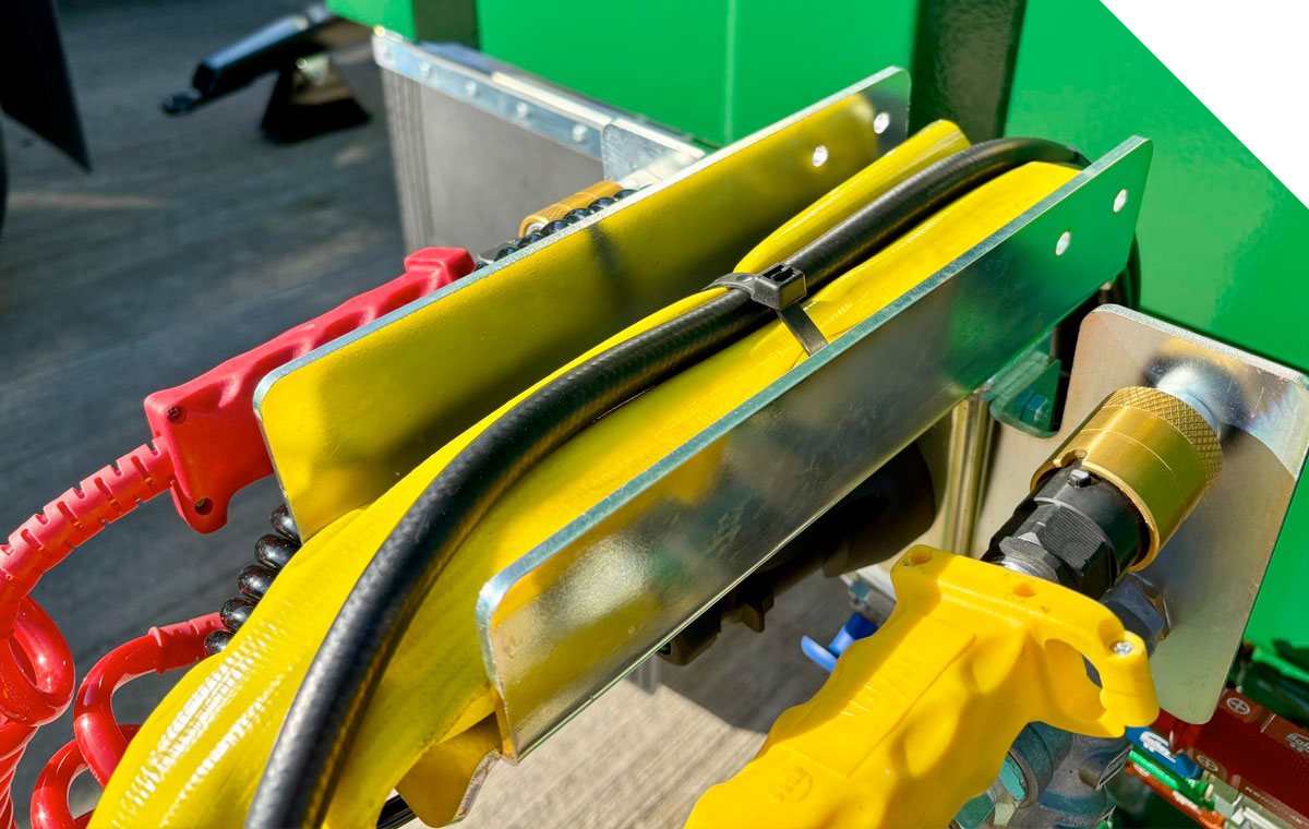 New swan neck pipe holder