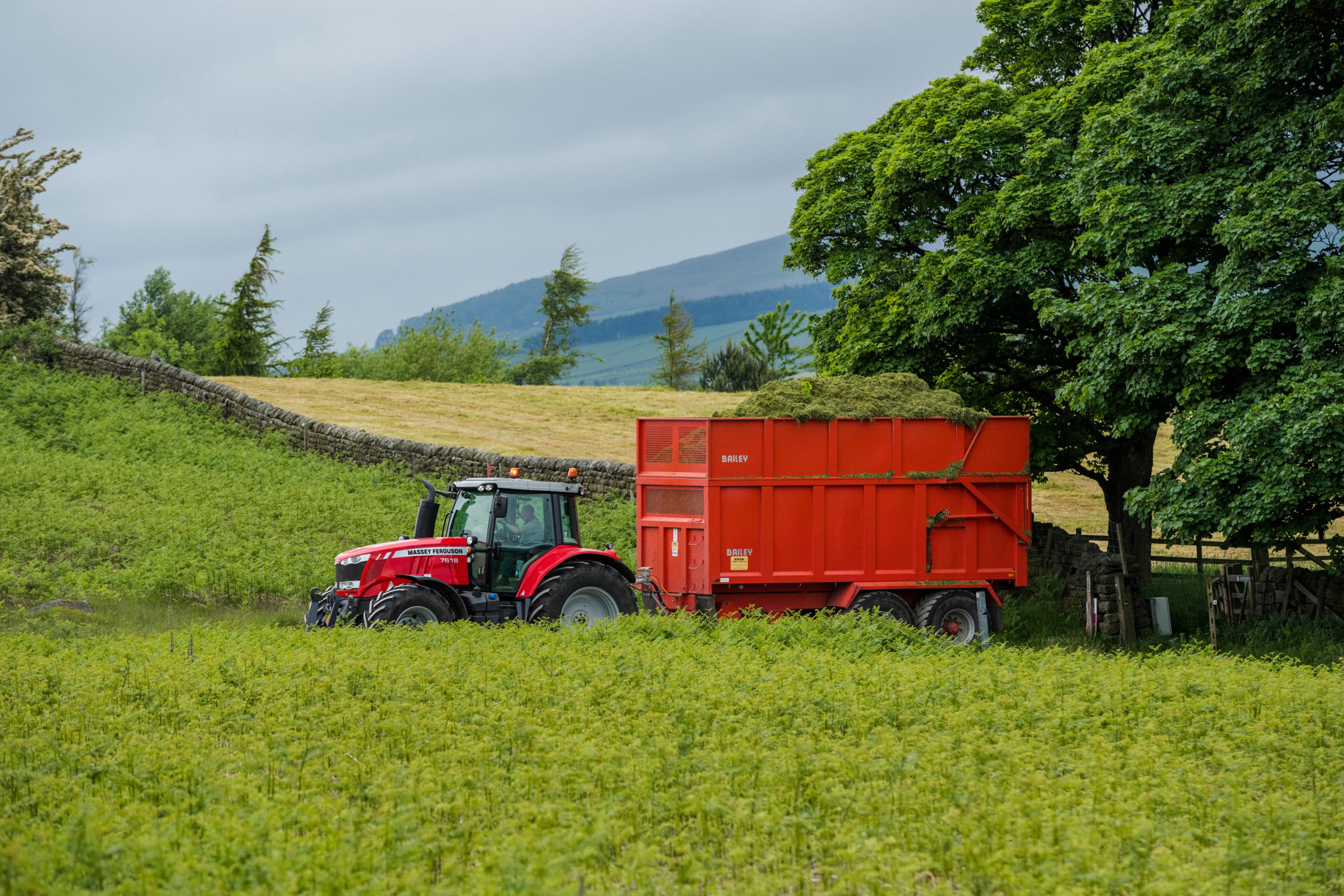 Red Bailey trailer with silage kit