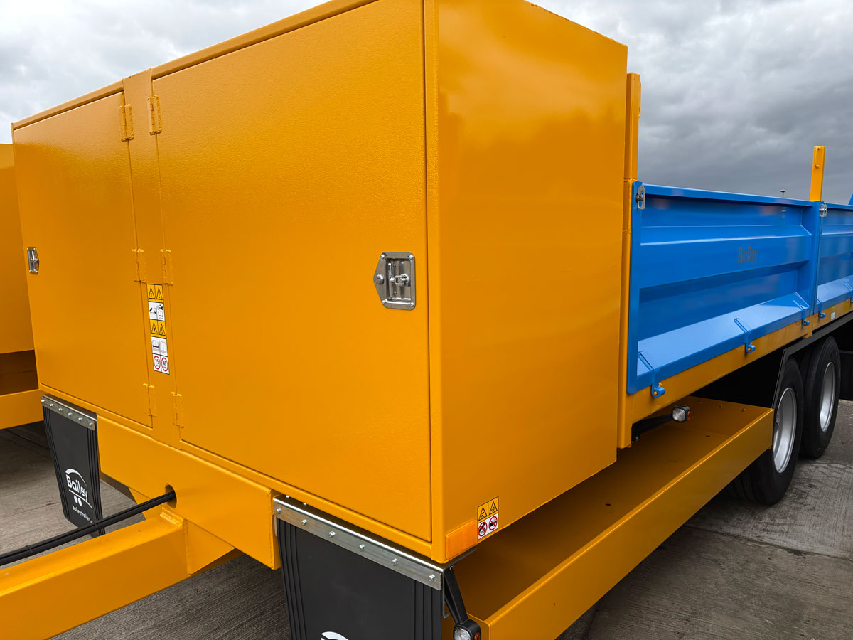 bailey-bespoke-dropside-trailer-4 bespoke dropside trailer front storage cabinet